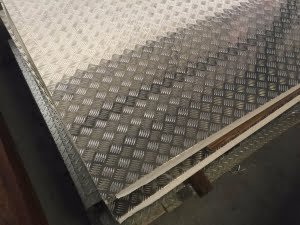Aluminium Checker Plates Suppliers, Aluminium Tread Plates Suppliers, Manufacturers, Exporters